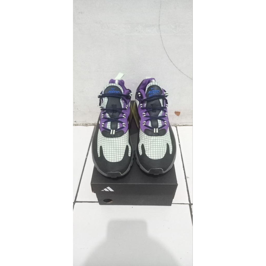 Sepatu Sneakers RUNNING Pria Hitam hijau stabilo, Sepatu RUNNING Pria zoom