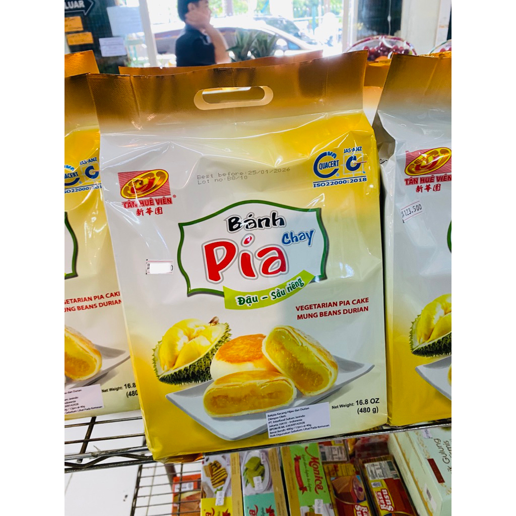 Tan hue vien Banh pia chay vietnam pia cake mung beans durian - bakpia vegetarian vietnam rasa kacan