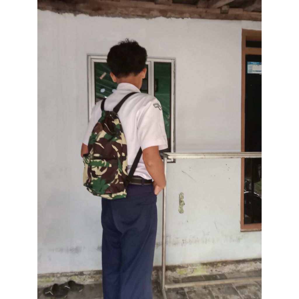 tas serut doreng terbaru silahkan. banyak sakunya