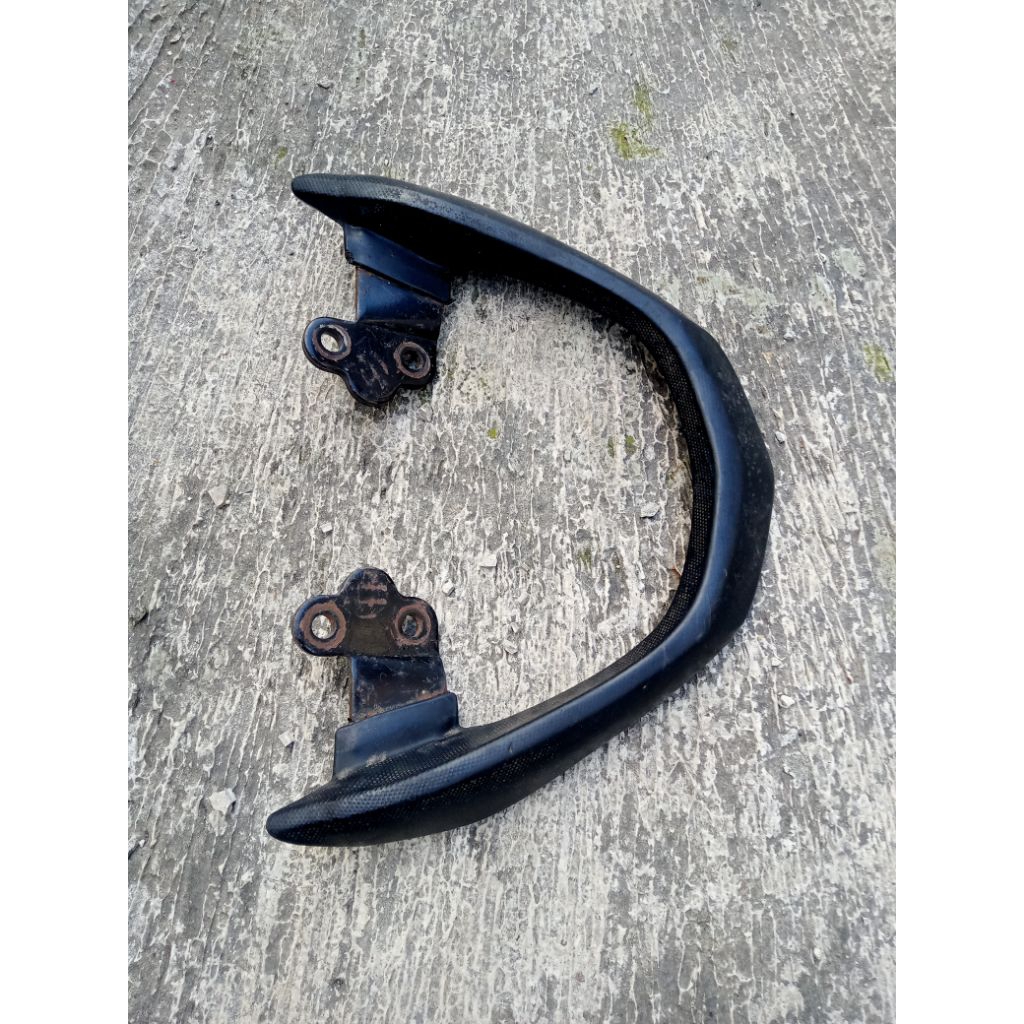 behel pegangan jok Honda Revo lama old ORI bawaan motor