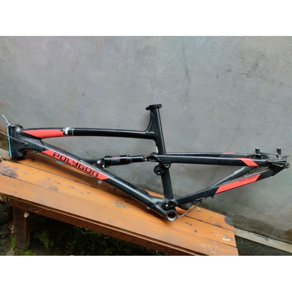 frame polygon d7