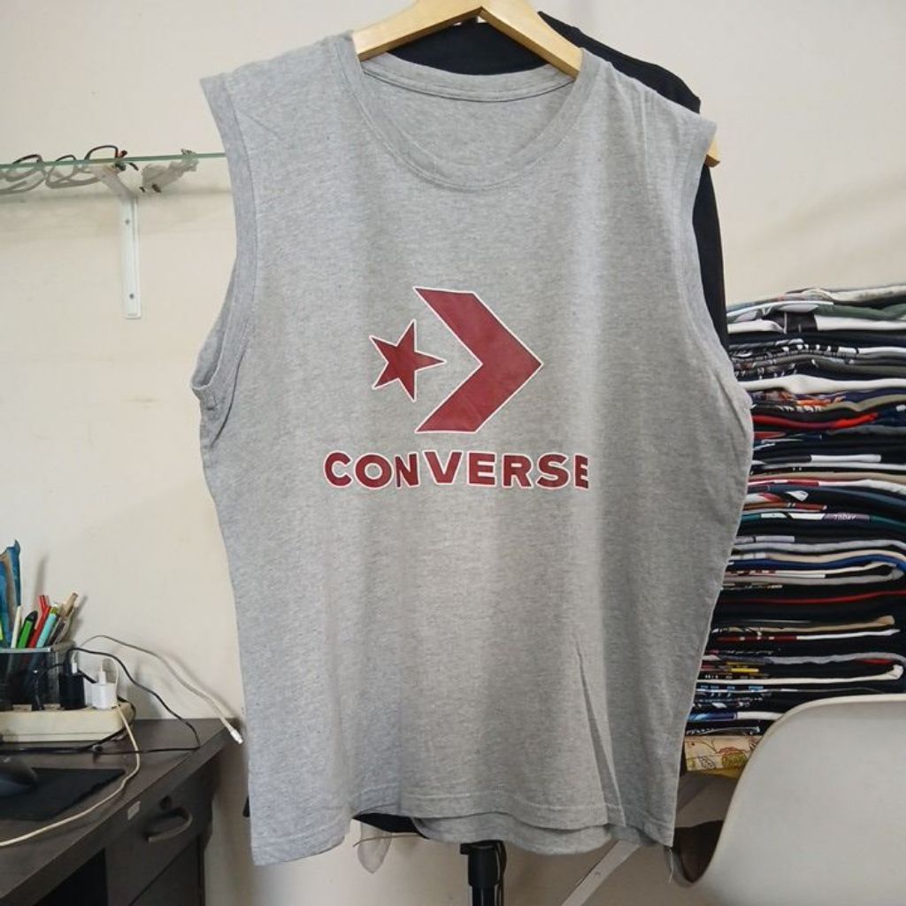 Kaos katun kutung warna abu kerah kencang C0NV3R53 second size XL-XXL LD 118cm Pjg 70cm minus jahita