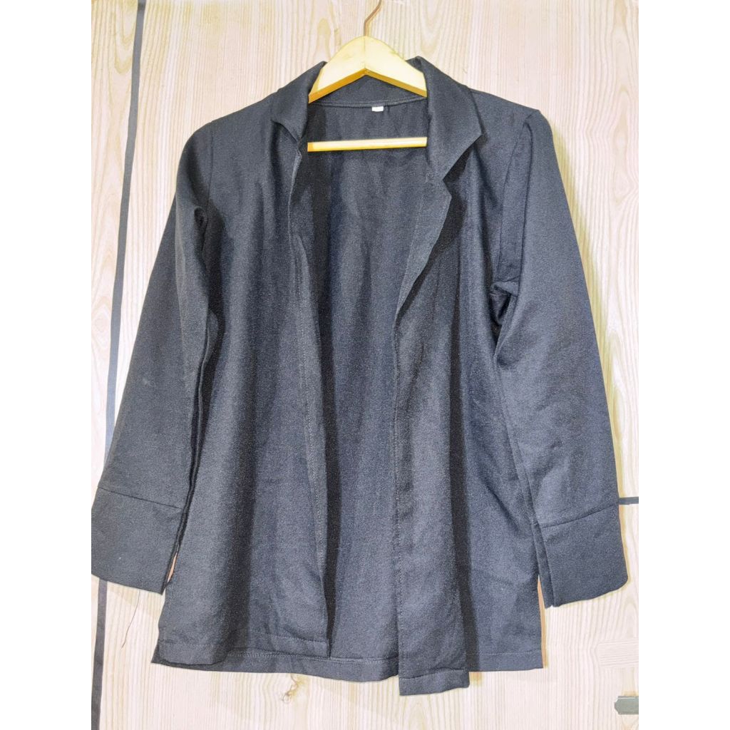 PRELOVED -Blazer Wanita hitam