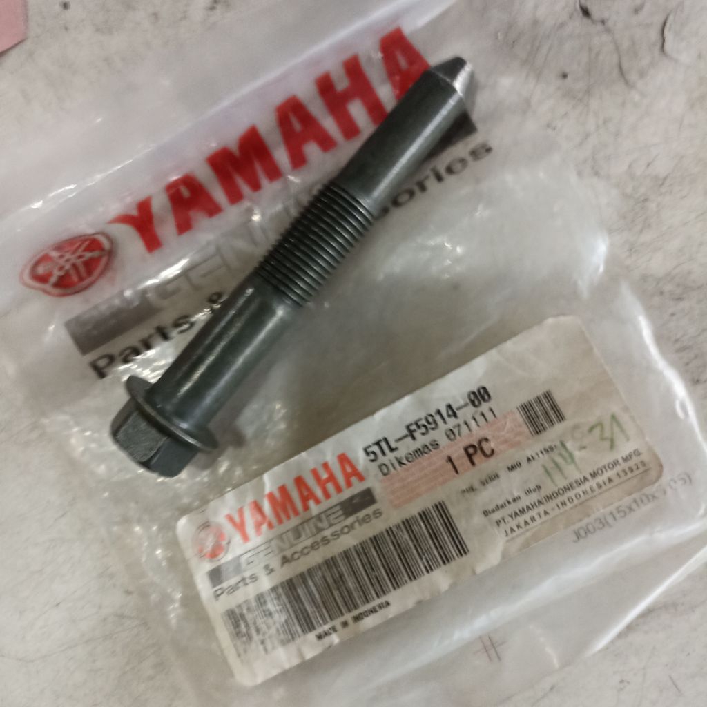 baut baut bold pala babi kaliper depan bagian bawah mio sporty original ygp