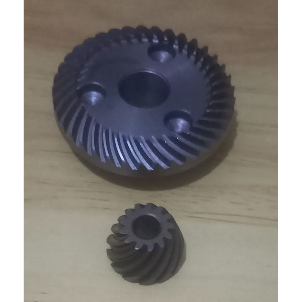 GEAR GERINDA MAKITA M 0900B