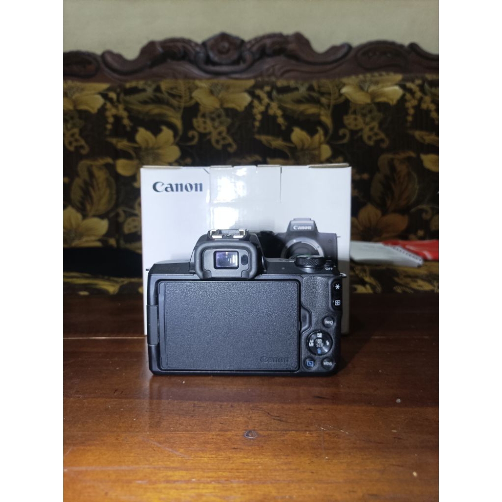 Canon EOS M50 + Lensa Fix + Adapter
