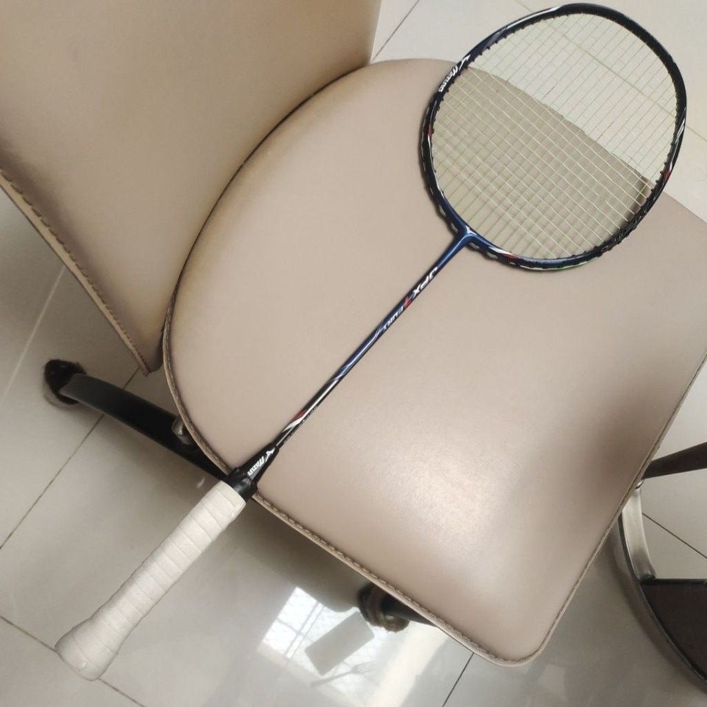 Raket Mizuno JPX 7 Fury