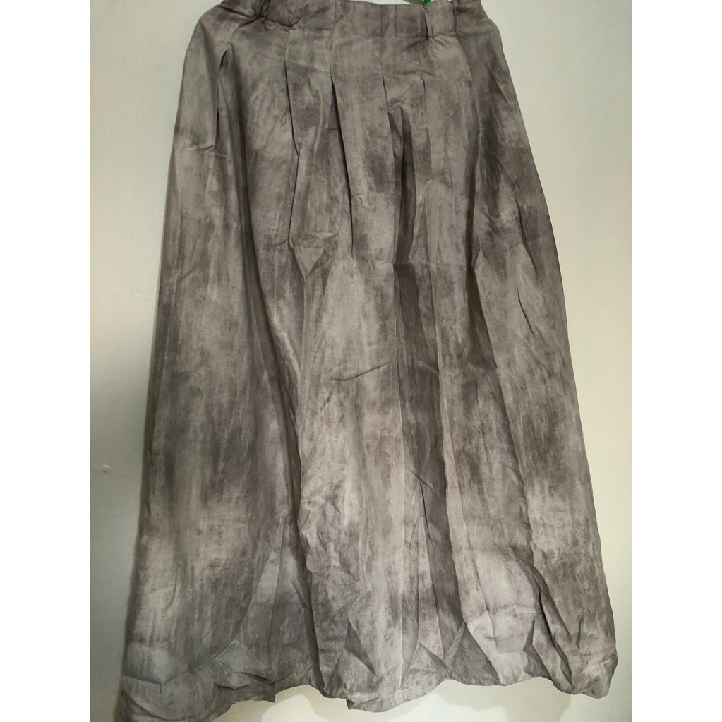 Preloved Yalla Skirt Natural by Aqsamodestwear