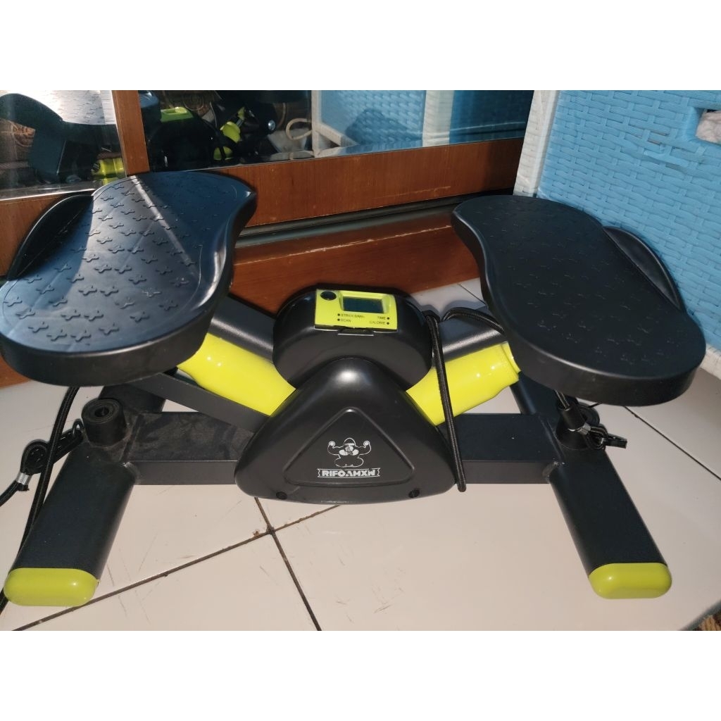 Harga v shape stepper Terbaru Jun 2026 | BigGo Indonesia