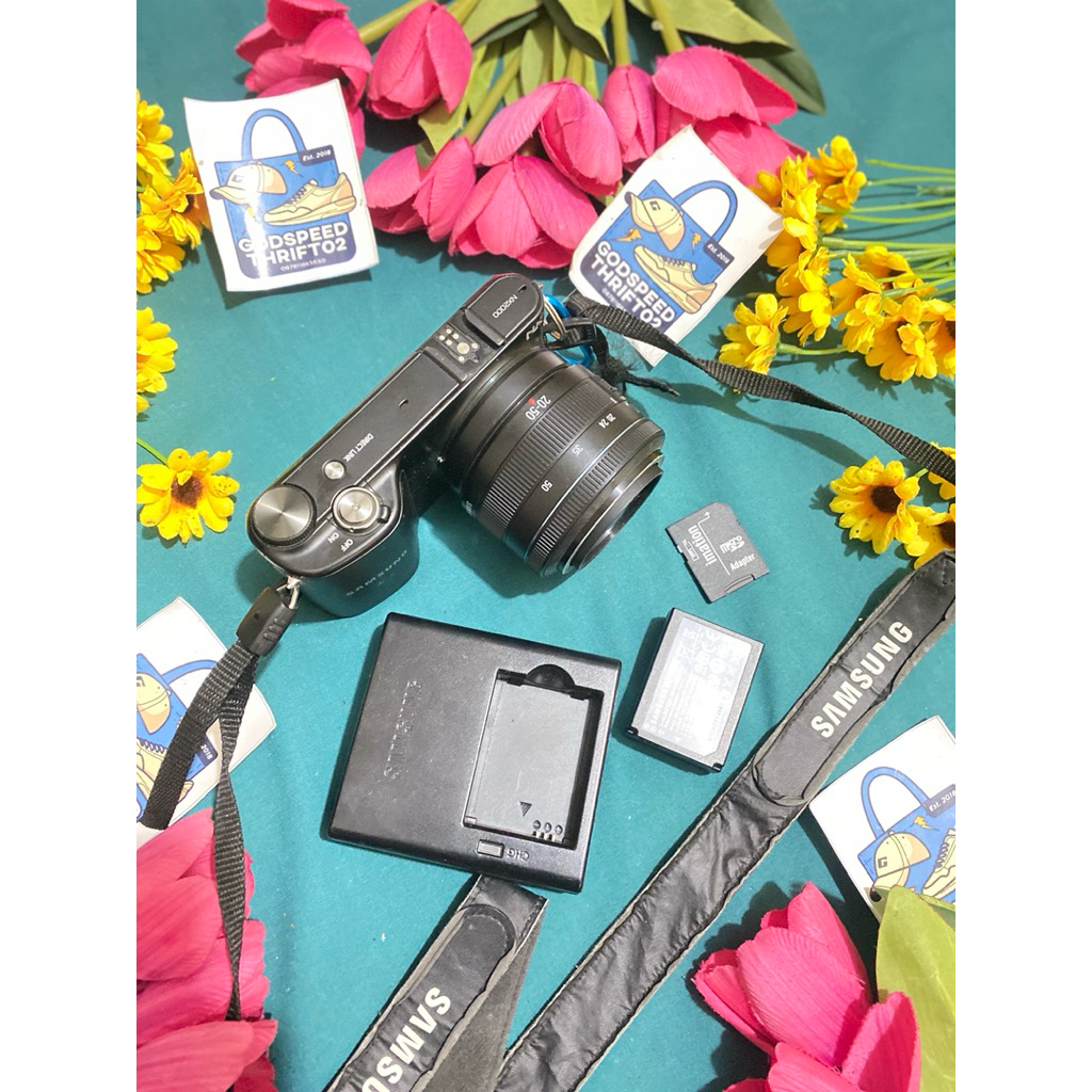 Camera Mirrorless Samsung NX2000 Black series 20.3 MegaPixels Touch Screen With Lens Kit 20-50mm II