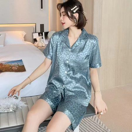 Korea Baru dari Sutra Ice Short -Lleeved+Celana Pendek/Piyama/Bisa Mengenakan Pakaian Rumah