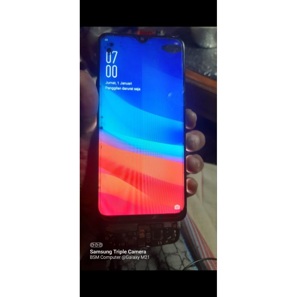 LCD ori copotan Oppo A5S kondisi seperti gambar dan deskripsi