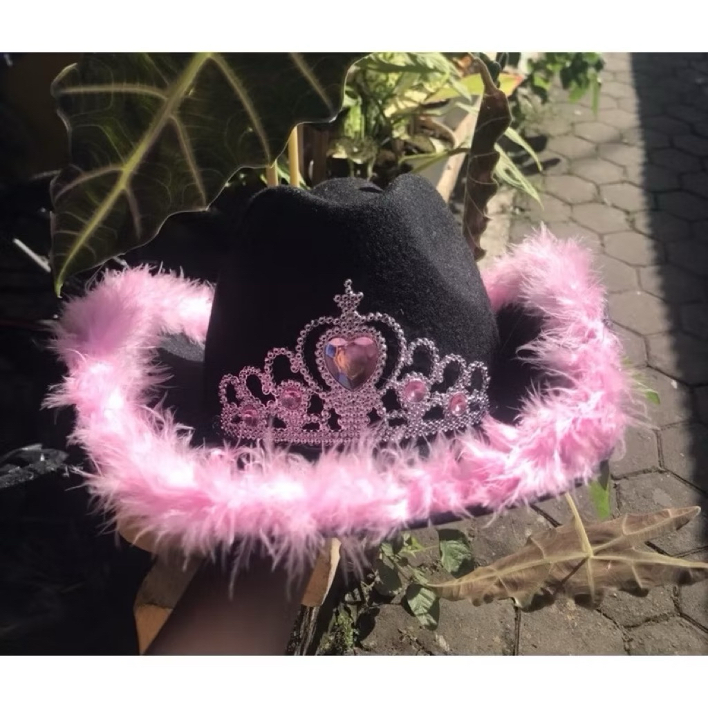 BLACK PINK COWGIRL COWBOY HAT Y2K/ TOPI COWBOY BULU/ TOPI Y2K/ TOPI WARNA PINK HITAM/ COWBOY HAT/ TO