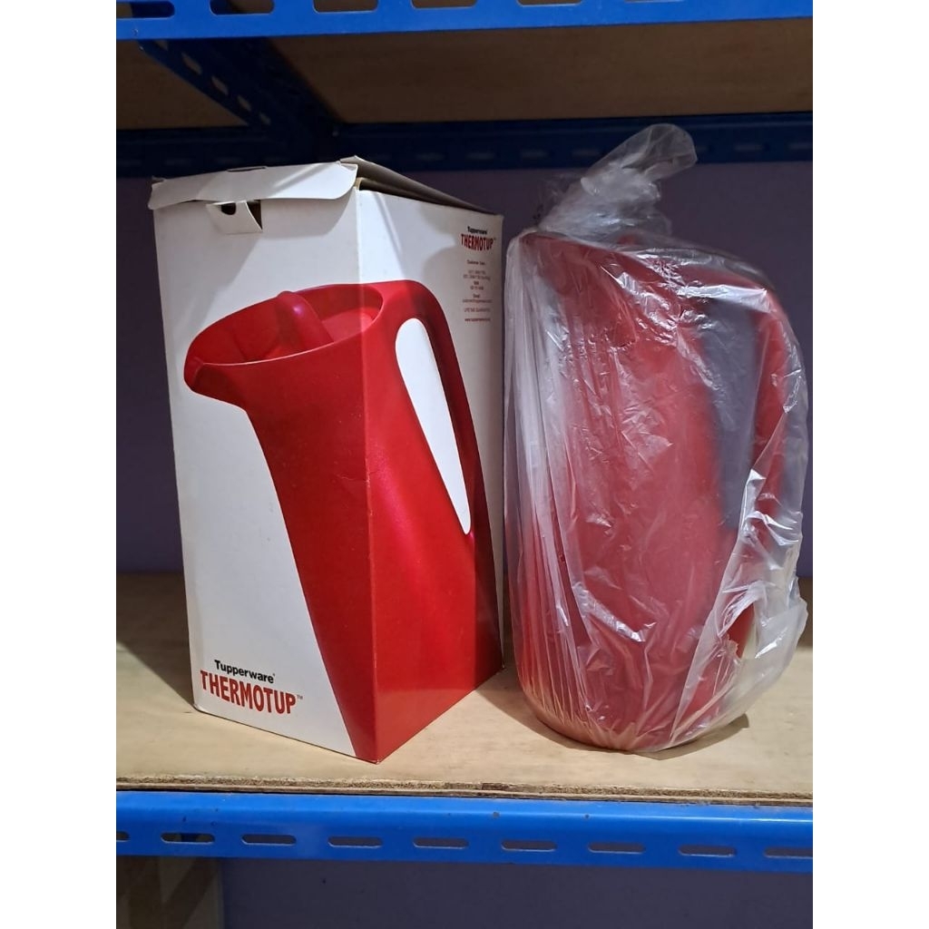 termos air panas tupperware