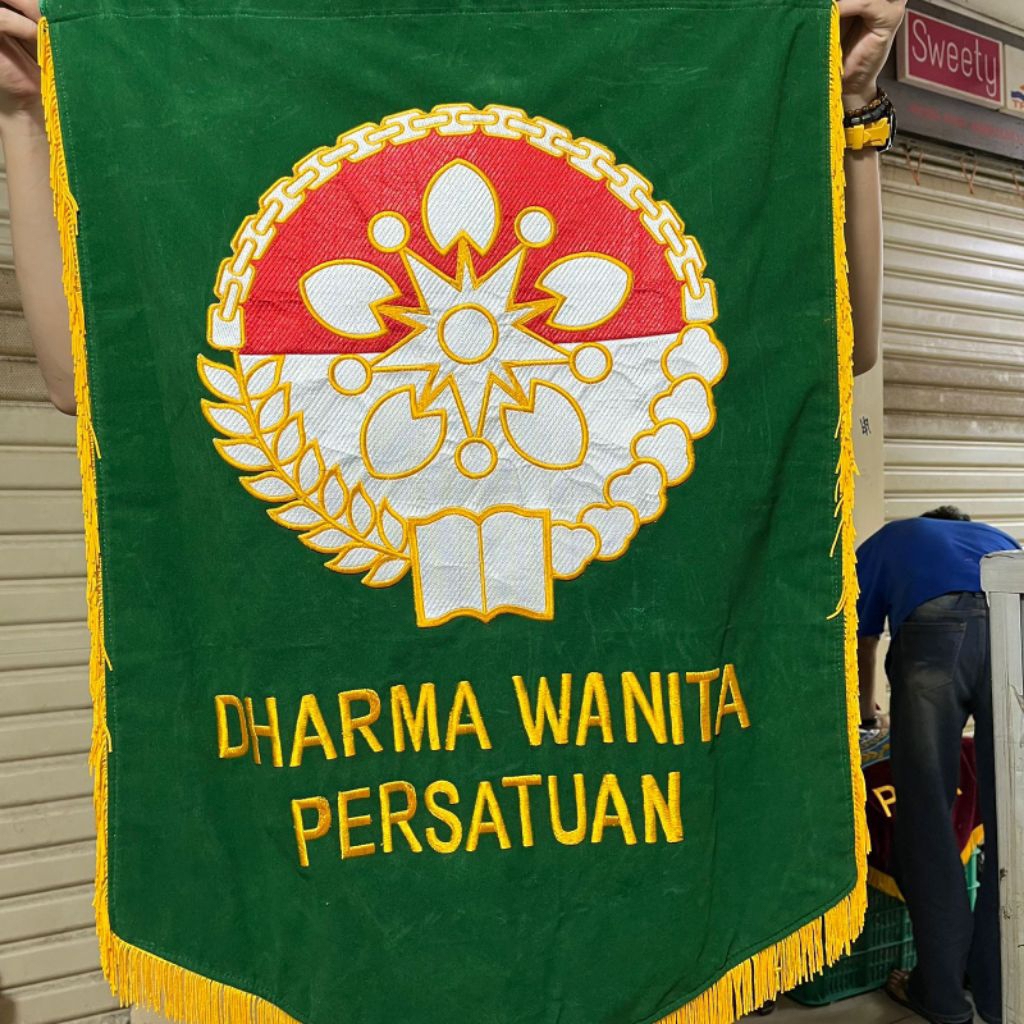BENDERA VANDEL DHARMA WANITA PERSATUAN