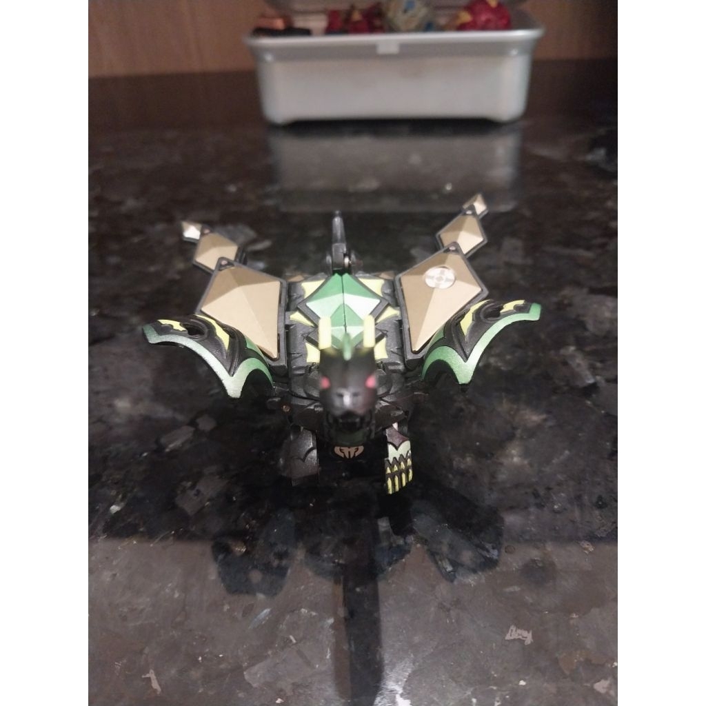 Bakugan Darkus Darak with Airkor Gear Combat set Gundalian Invader