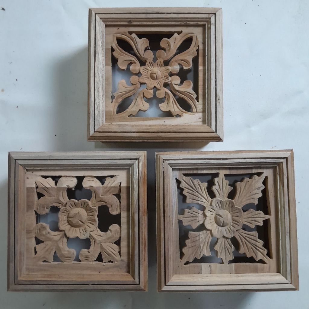 Loster Kayu Jati ukuran 24×24