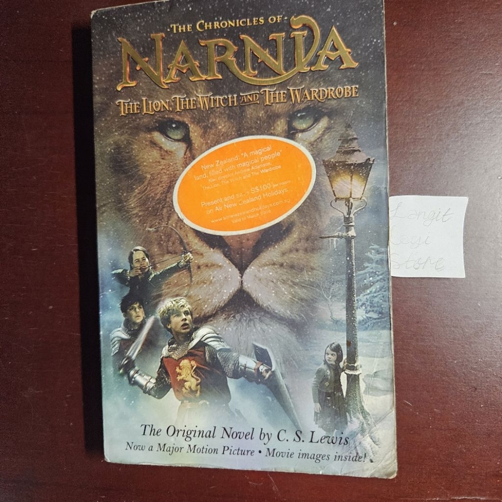 Novel Inggris The Chronicles of Narnia The Lion, the Witch and the Wardrobe Original Preloved