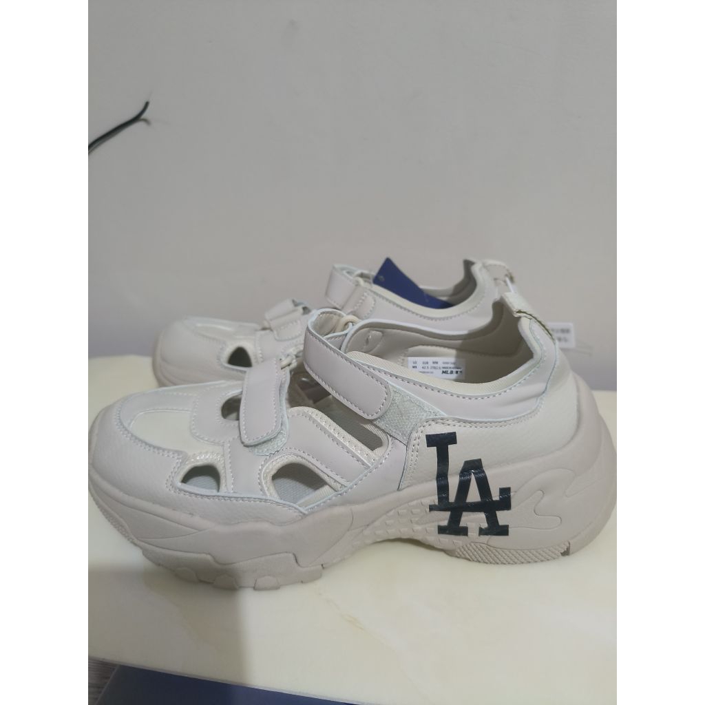 MLB SANDAL