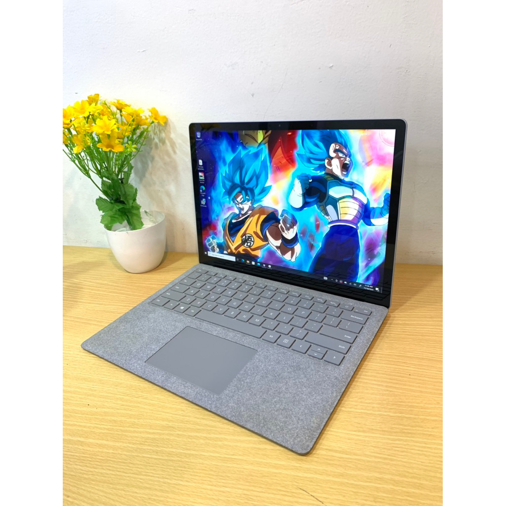 Laptop surface laptop core i7 gen 7 || RAM 16gb SSD 512gb + Touchscreen