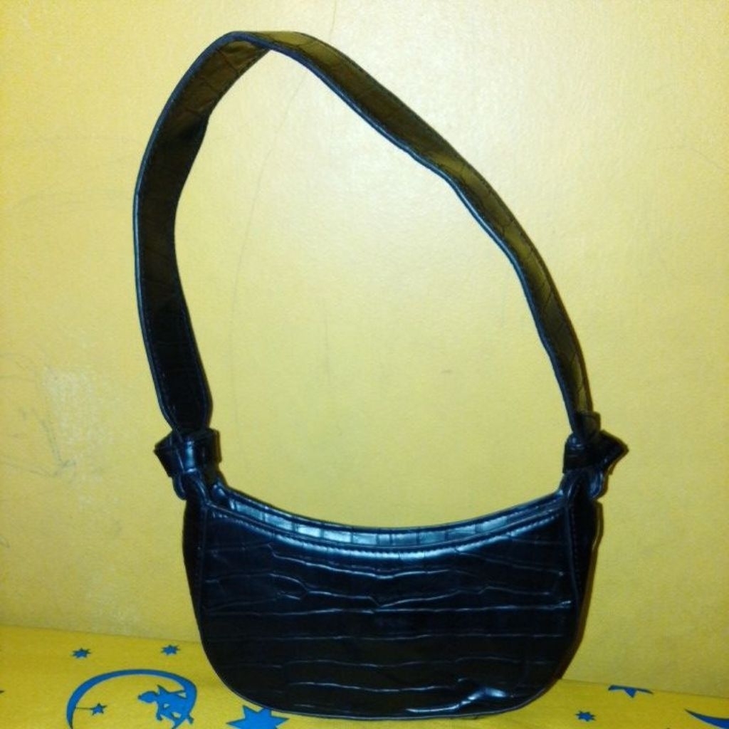 Zara croco hitam solder bag imut tag wash gondrong ada poket Zipper didalam untuk simpan uang muat 1