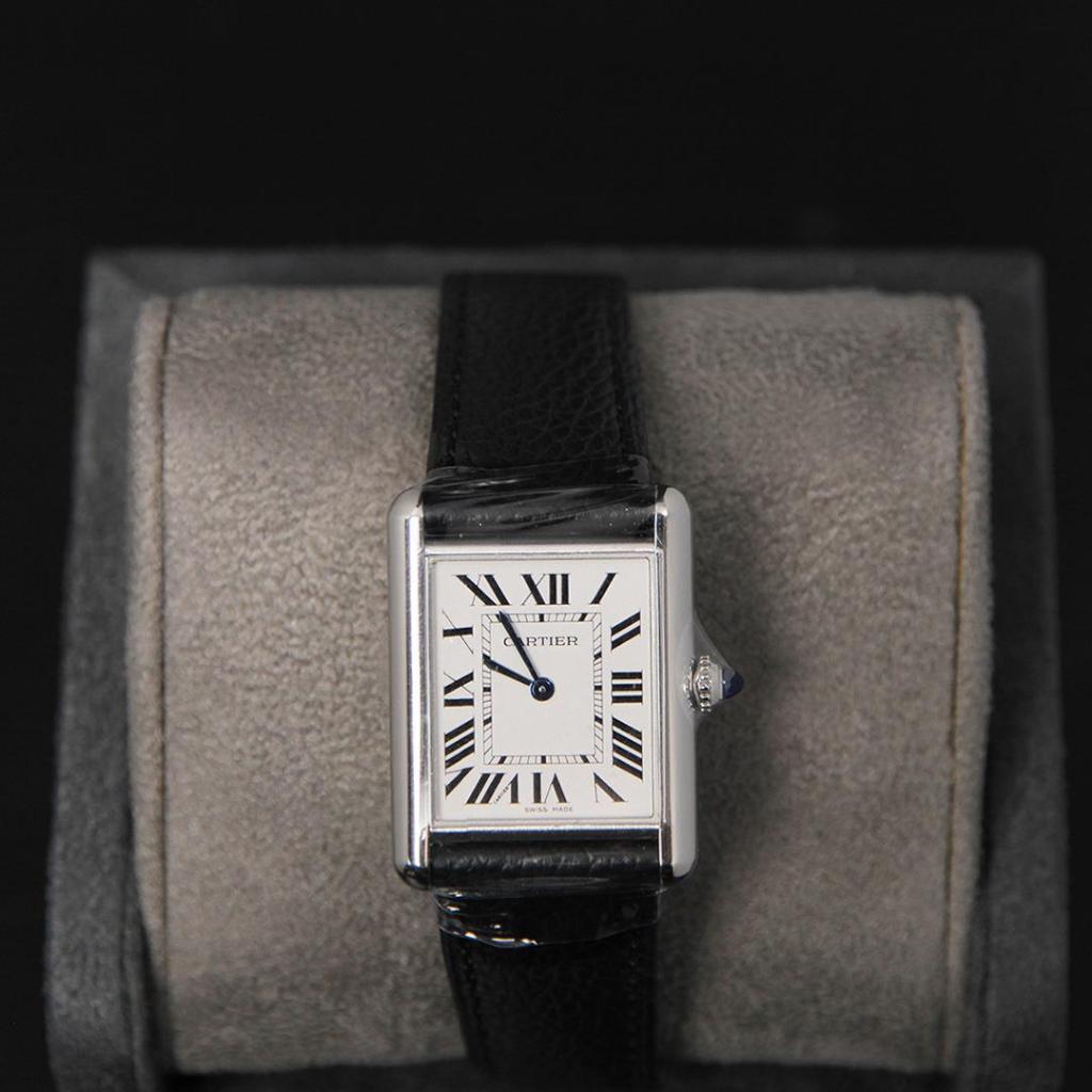Cartier Tank Must de Cartier Watch Large 33 - SolarBeat Photovoltaic Black Leather Strap WSTA0120 Au