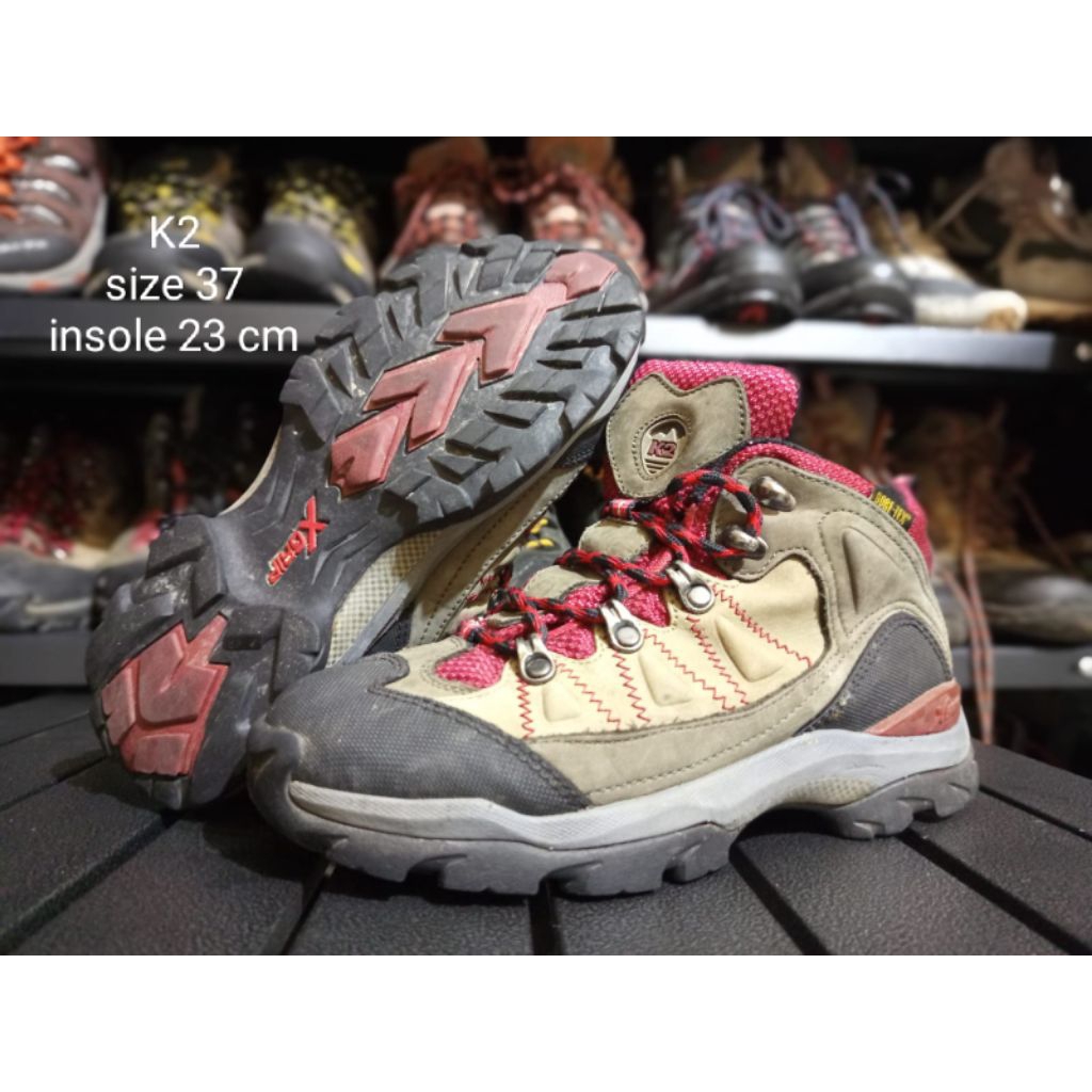 sepatu outdoor k2