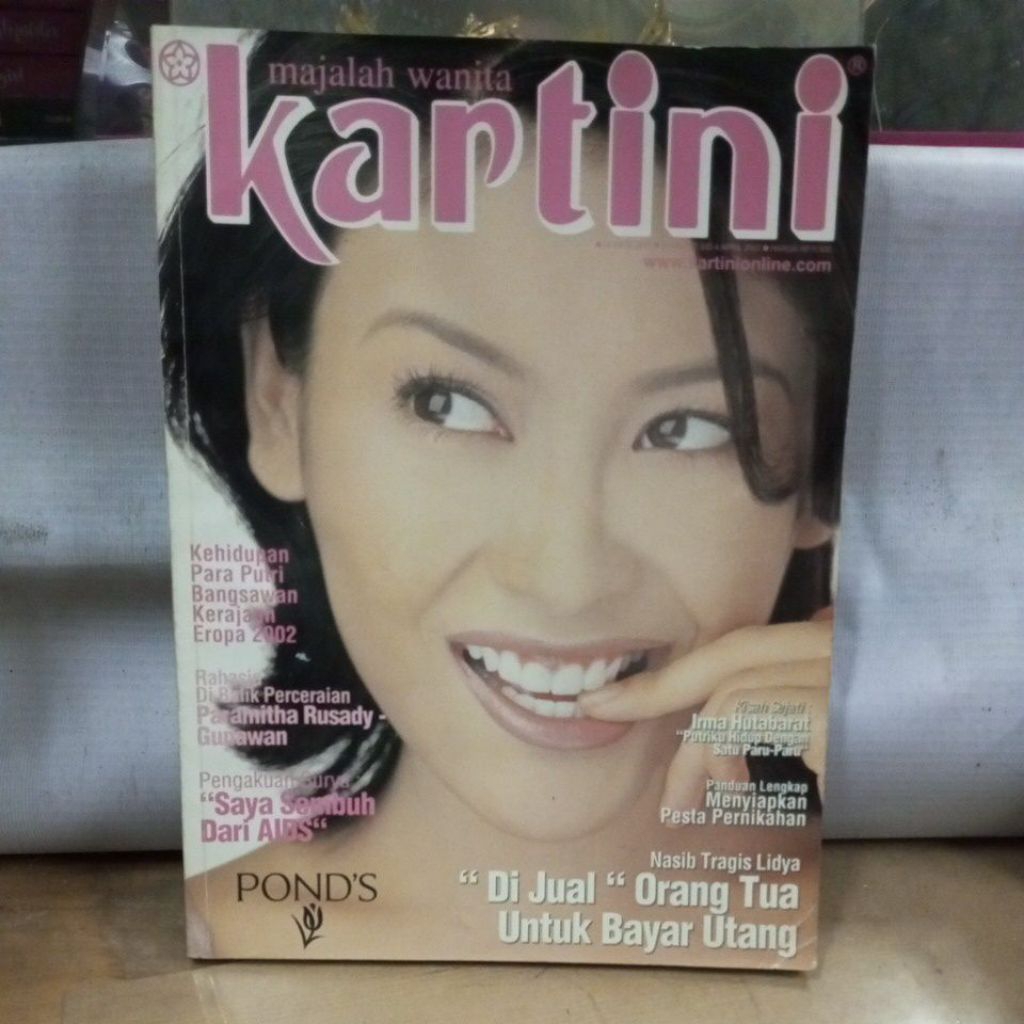 majalah wanita kartini , tahun 2002 .