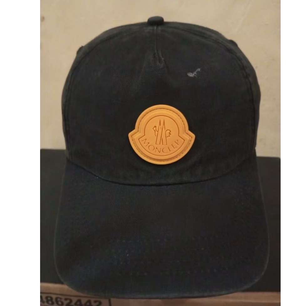 TOPI MONCLER