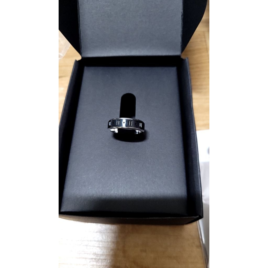 [ OFFICIAL ] Monochrome BTS Black Ring US7