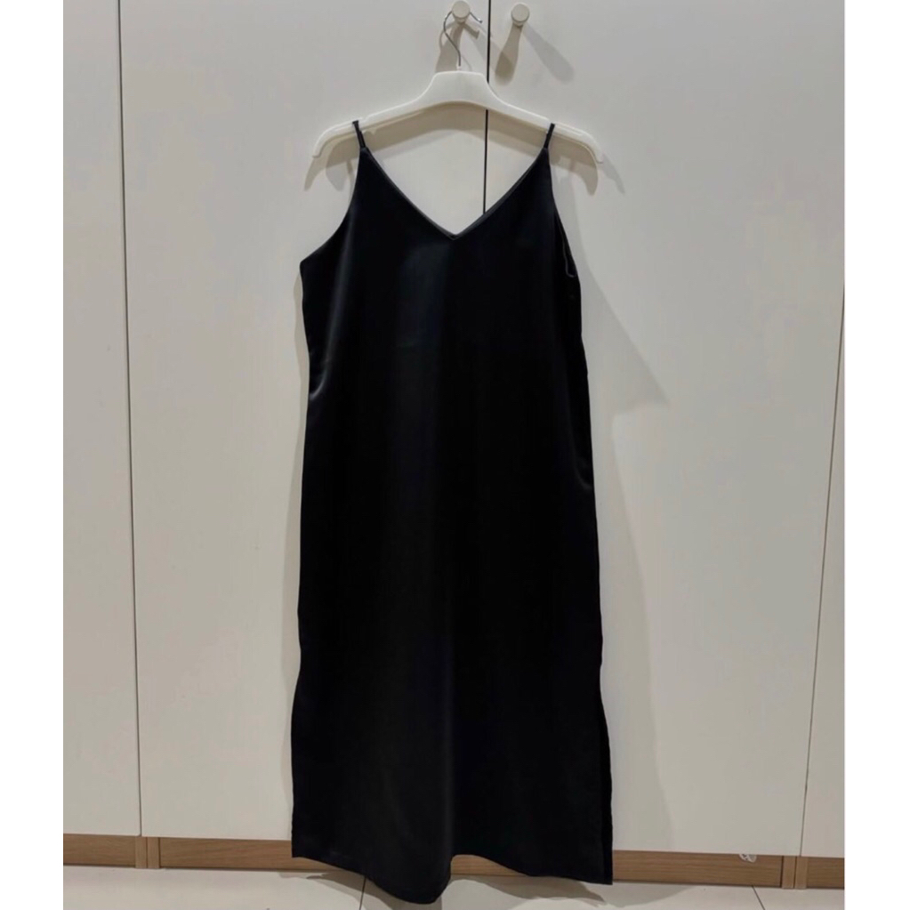 DUMA OFFICIAL Classic Bonito Black Midi Dress claude sissae jii gloria vone atsthelabel love bonito 