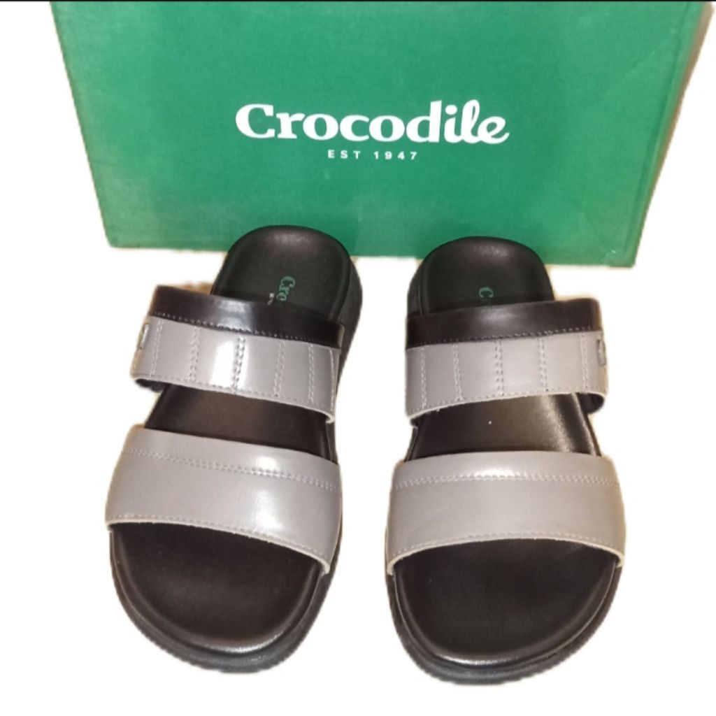 Sandal pria crocodile