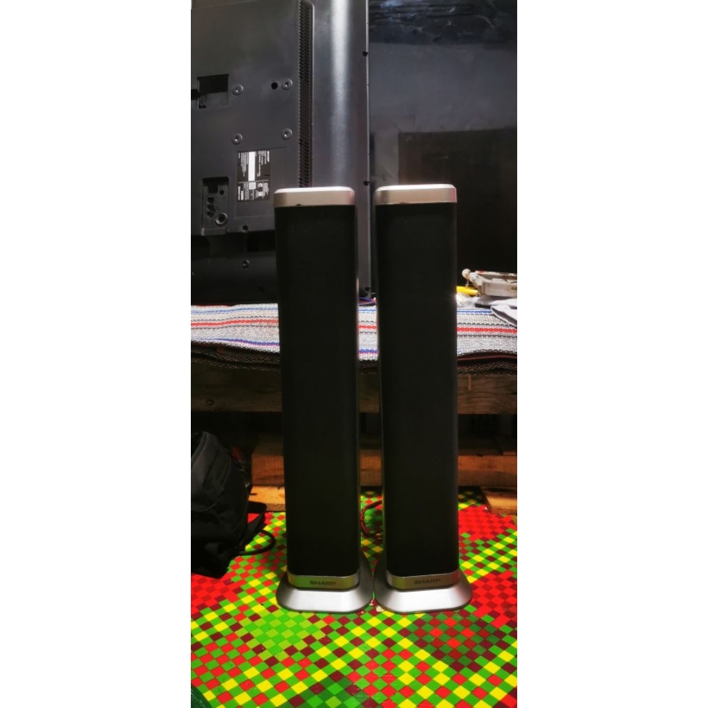 Speaker tower tv sharp