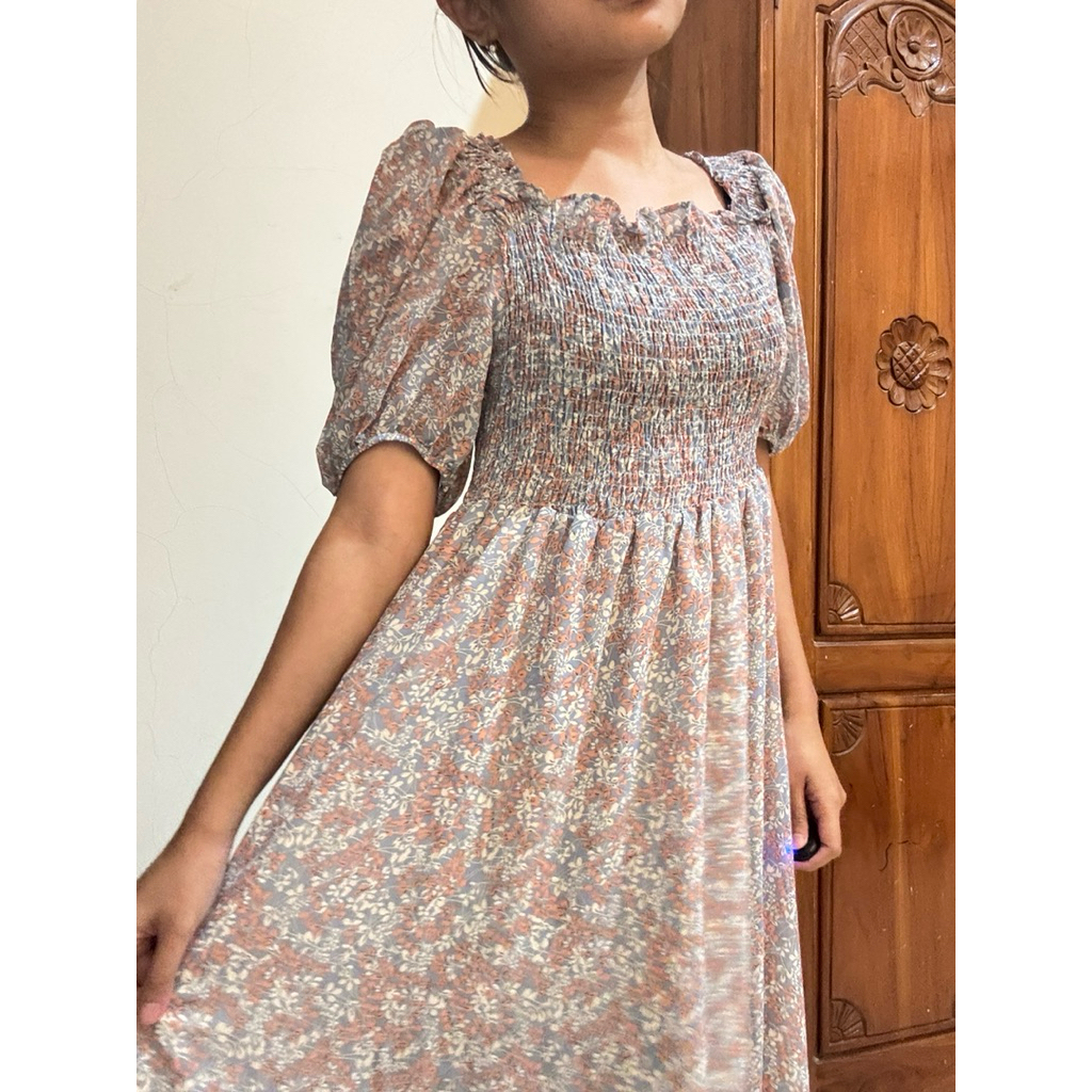 preloved vintage flower dress / coquette midi dress