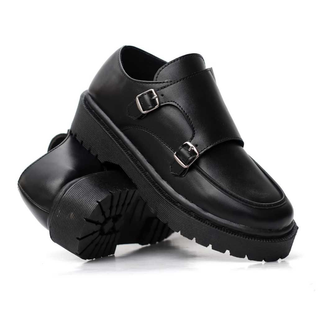 Sepatu Slop Loafers Formal Hak Tinggi Pria