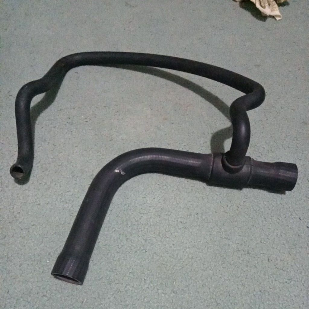 selang radiator BMW E32 m30 original