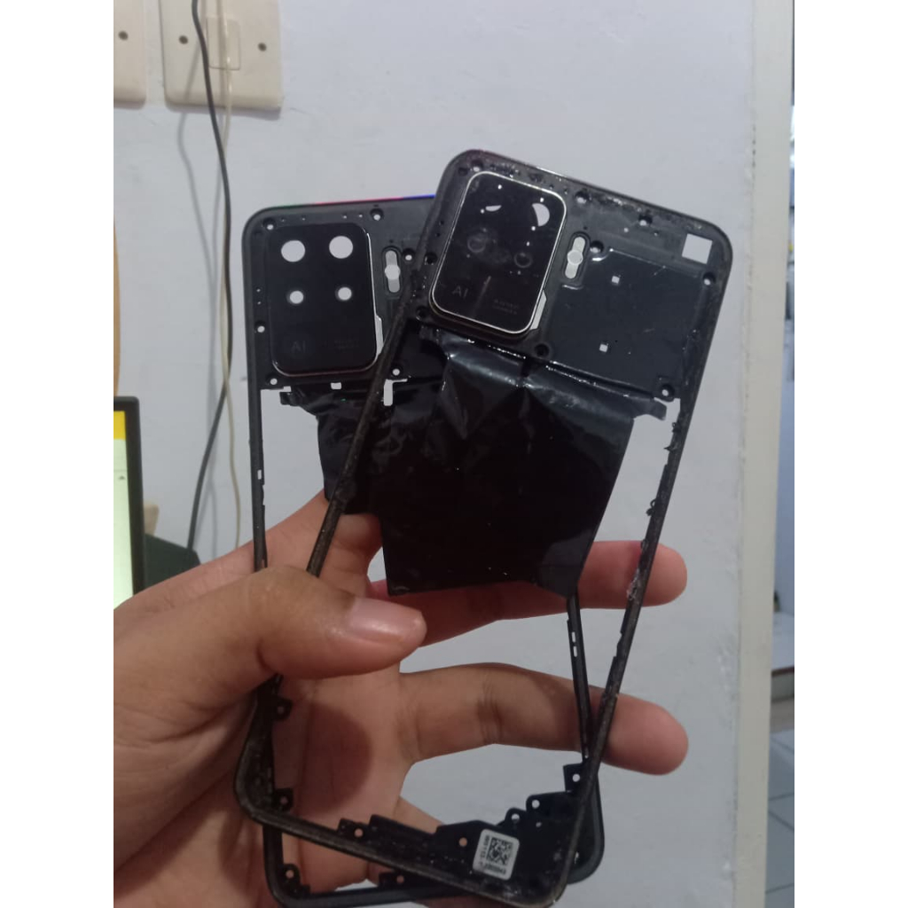 Tulang Bezzel Bezel Tatakan Lcd OPO Reno 5F Tutup Mesin Belakang copotan minus