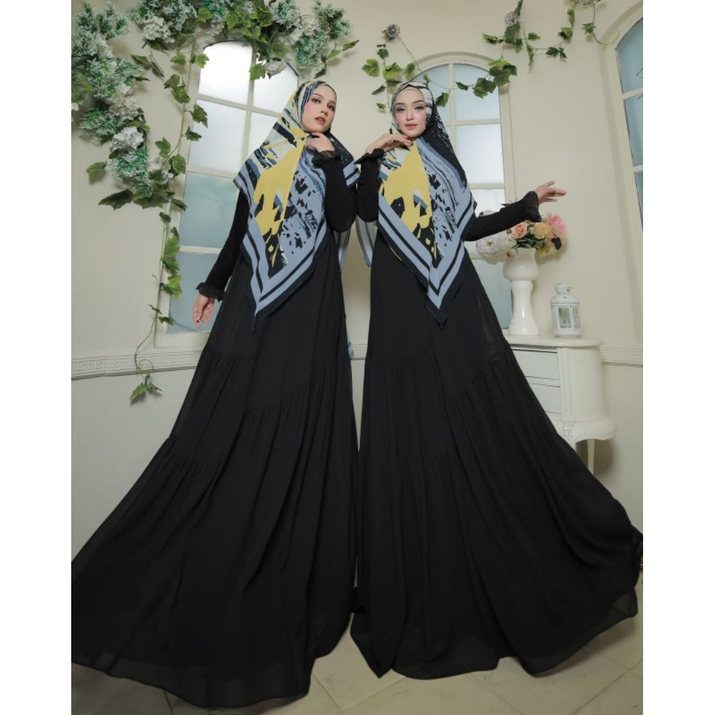 REYSHIJAB DAFFINA BASIC HITAM by Haliza Syari