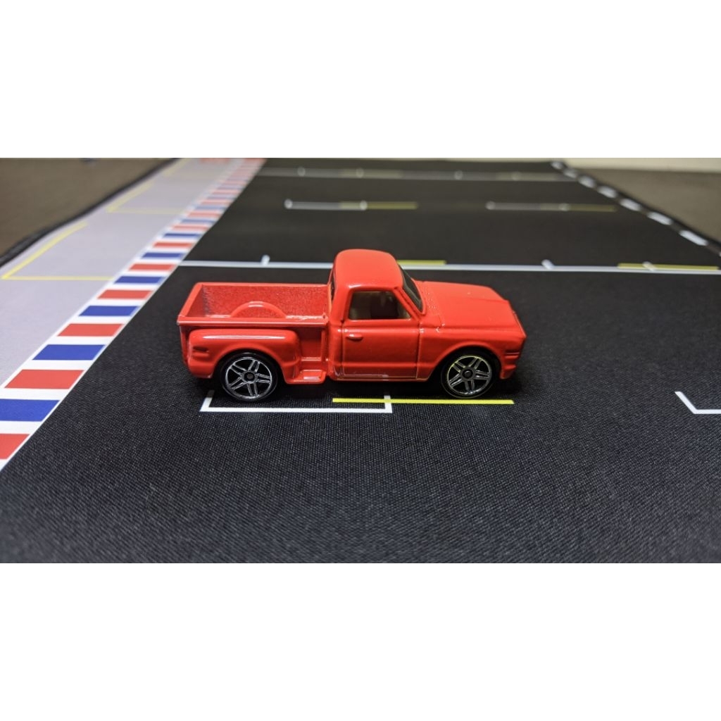 Hotwheels Loose Custom '69 Chevy