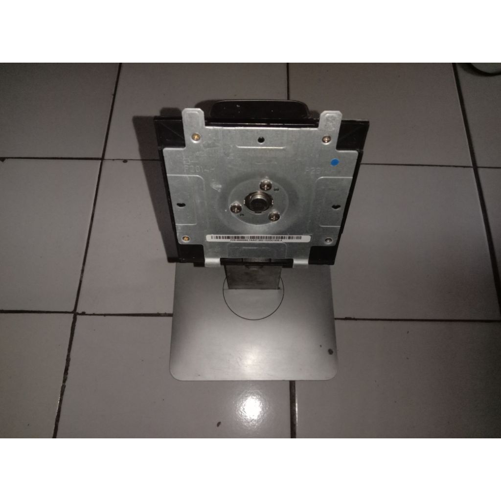 kaki monitor DELL P2217H