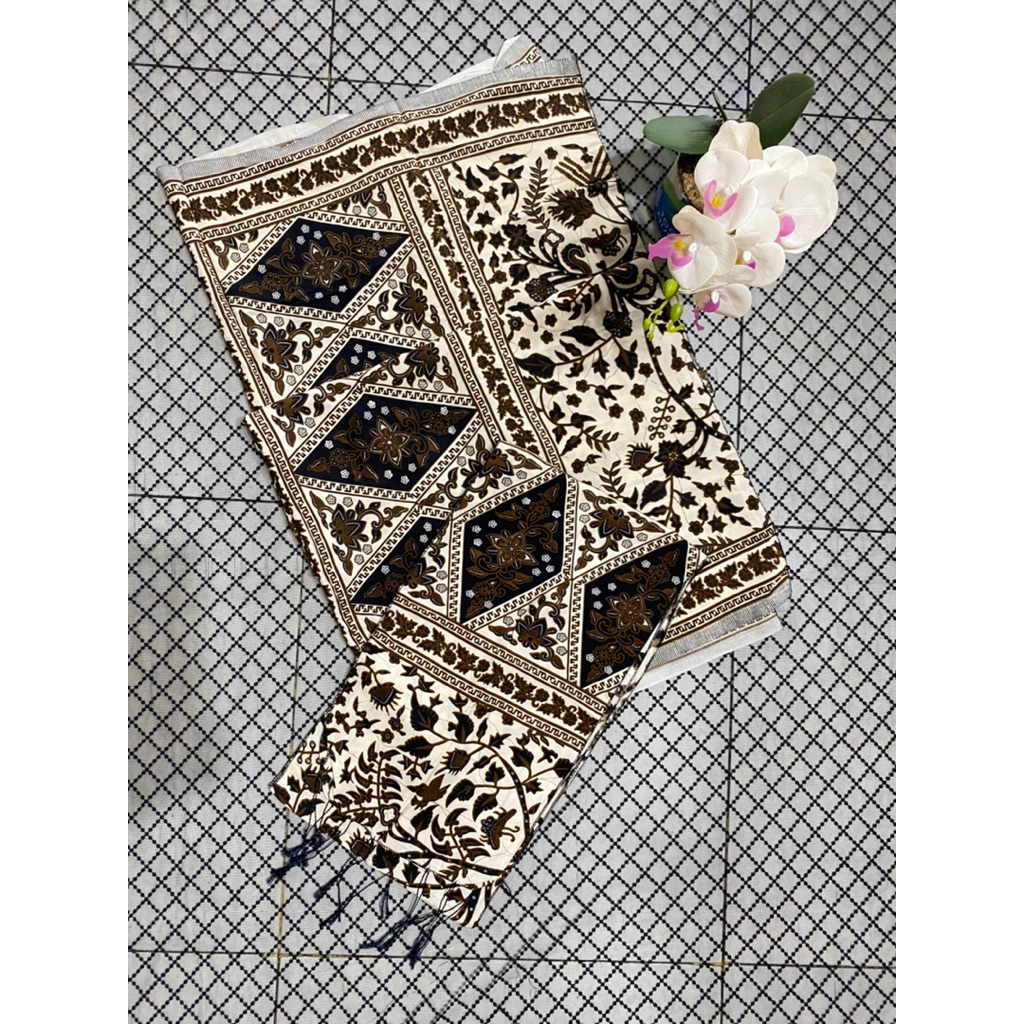 set Kamen+ selendang lembaran sutra paris motif batik