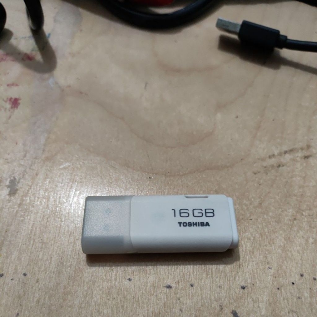 Flashdisk 16GB Toshiba Bekas Original