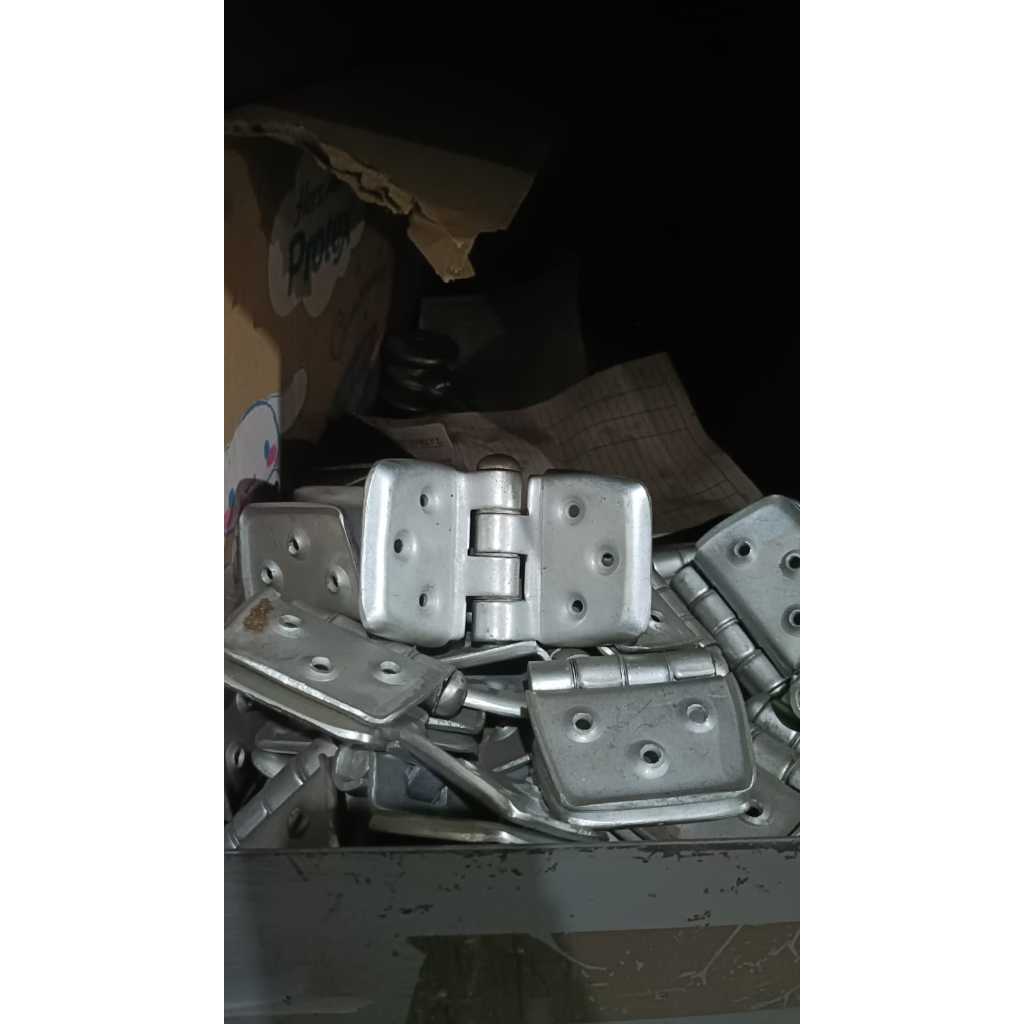 Engsel Tengah 4800 Komponen Pintu Garasi Sliding Tikung Lipat Non Merek