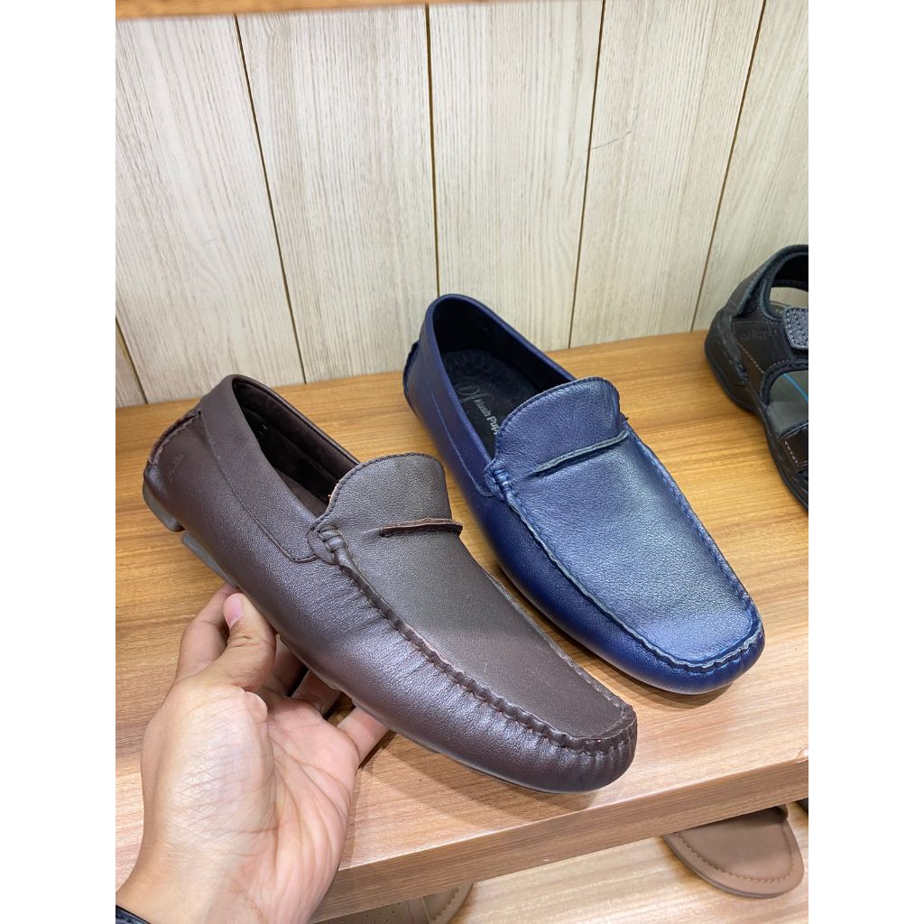Sepatu Loafers Pria Hush Puppies