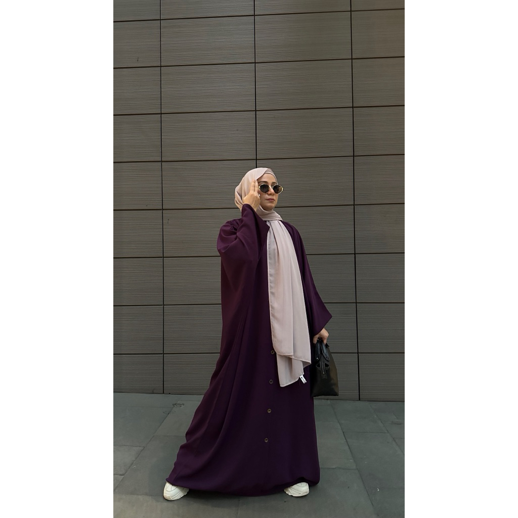 Abaya polos kancing full warna elegant