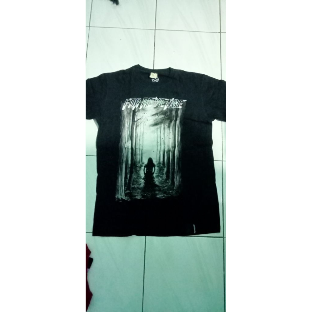 t-shirt for revenge (sendiri)