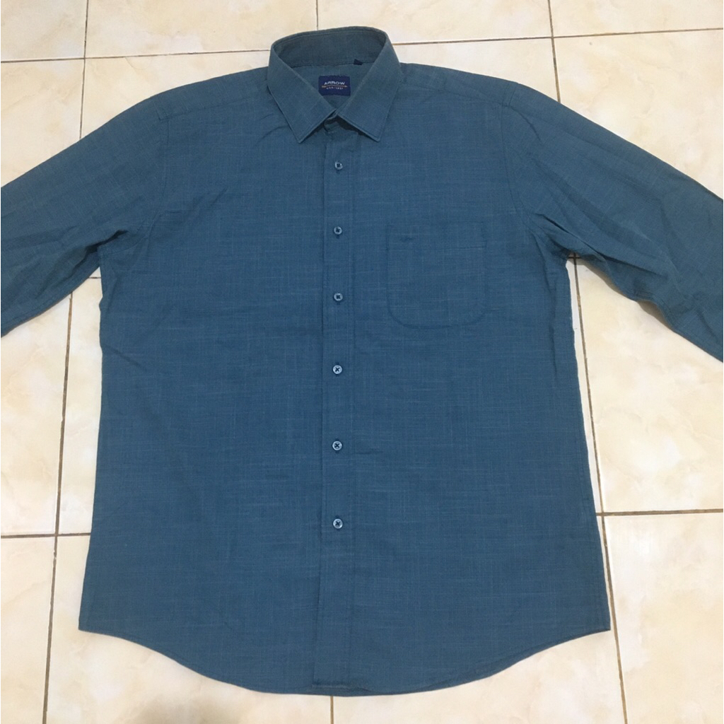 Kemeja Pria Brand Arrow