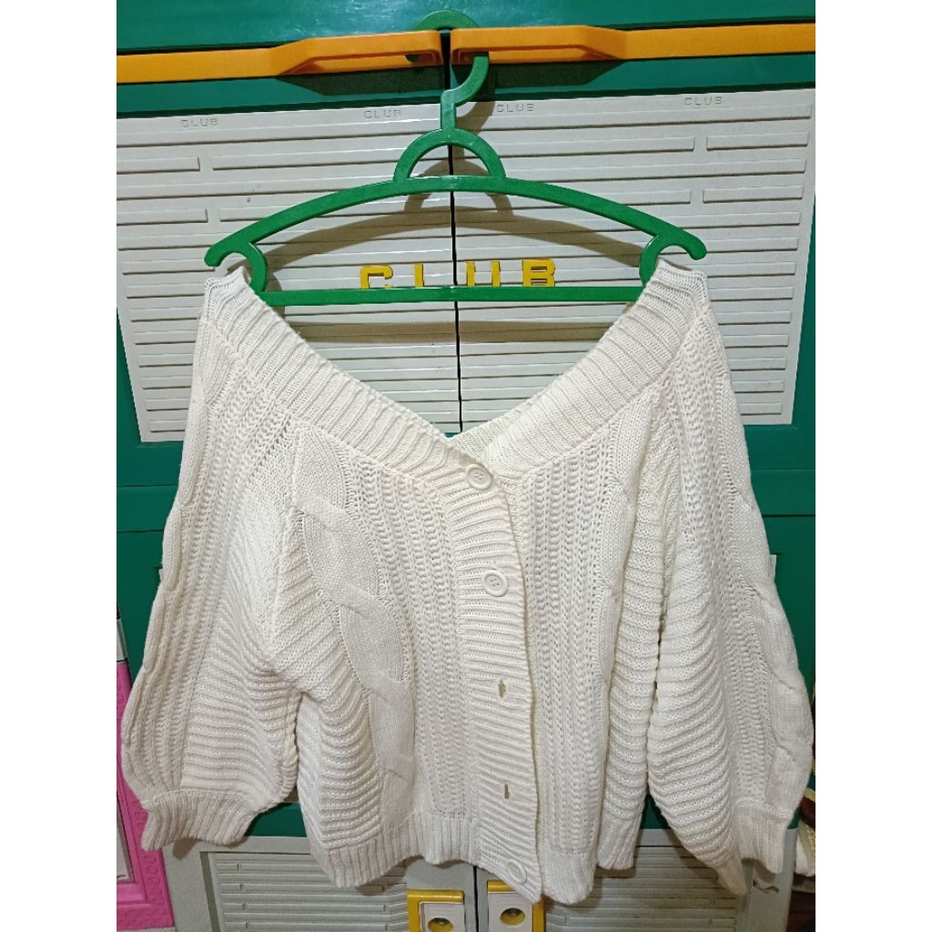 CARDIGAN RAJUT WARNA PUTIH