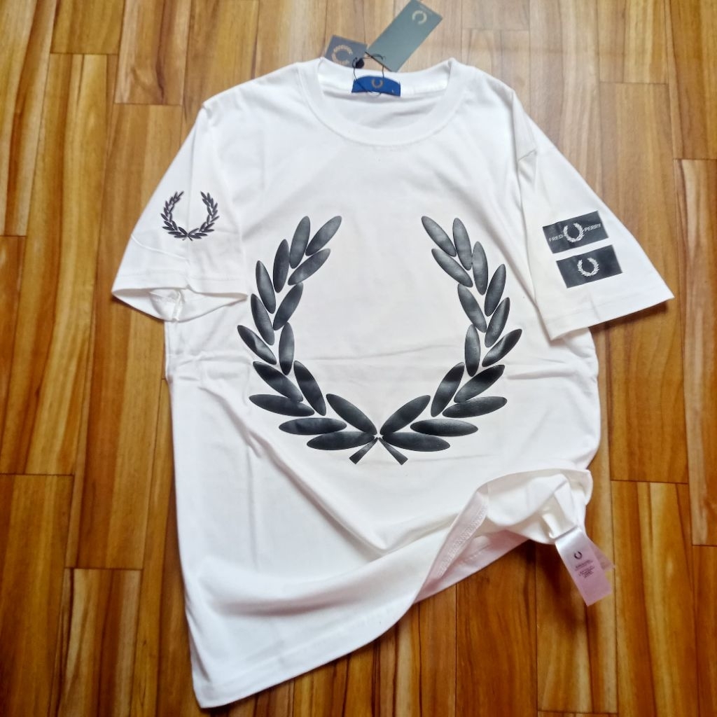 Kaos T-shirt Fred Perry Pria Wanita Terbaru Terlaris