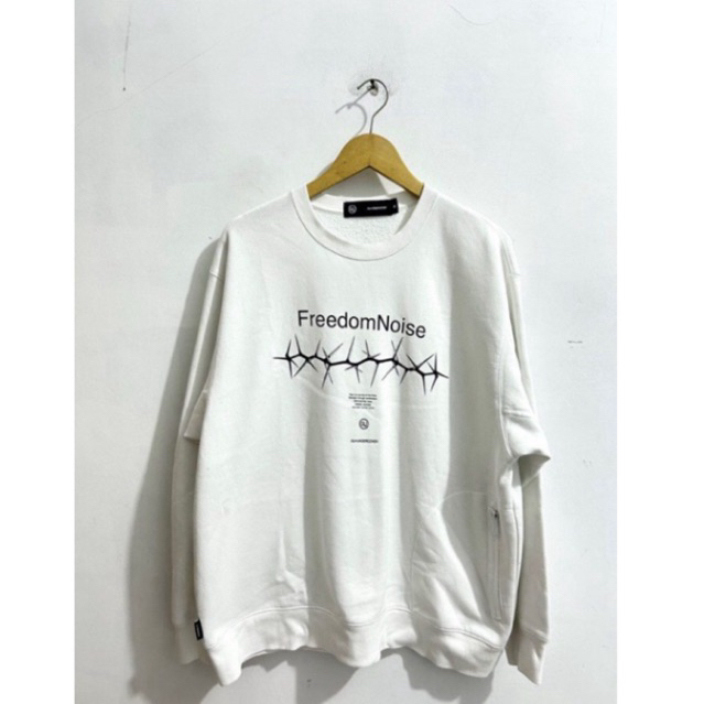 Crewneck “GU x Undercover”